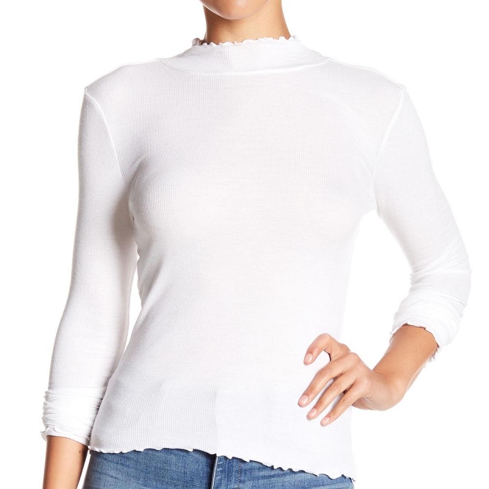 Abound Nordstrom White Lettuce Edged Knit Top